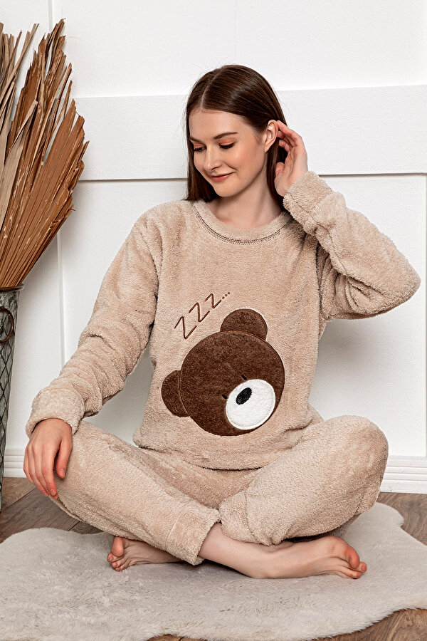 Desenli Tam Peluş Kışlık Yılbaşı Kadın Pijama Takımı