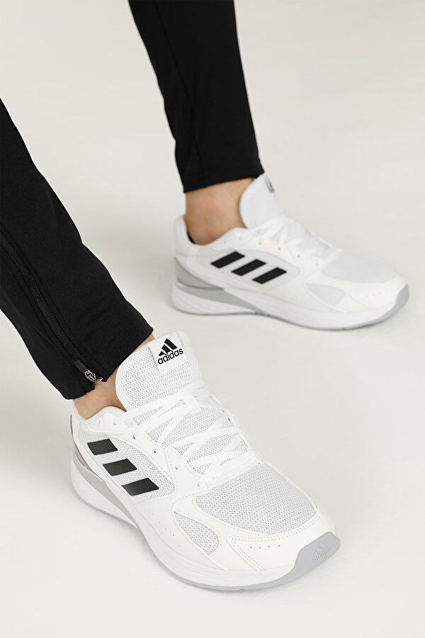 RESPONSE RUN WHITE Man 005