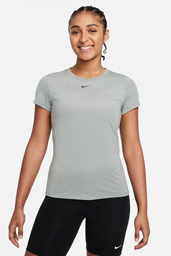 W NK ONE DF SS SLIM TOP GRI Kadın Kısa Kol T-Shirt