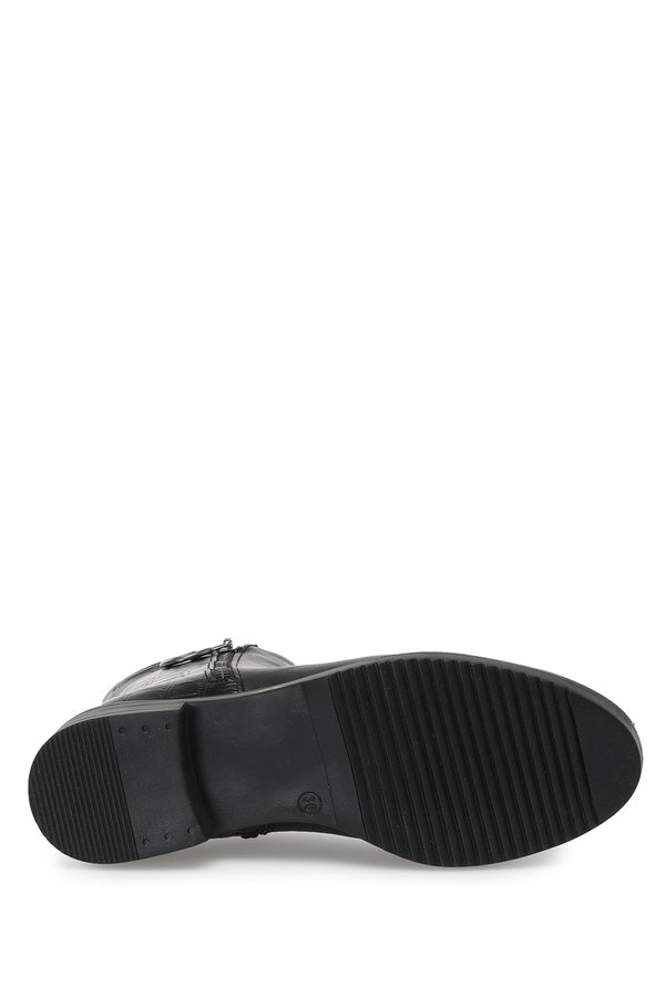 21K-241 BLACK Woman 438