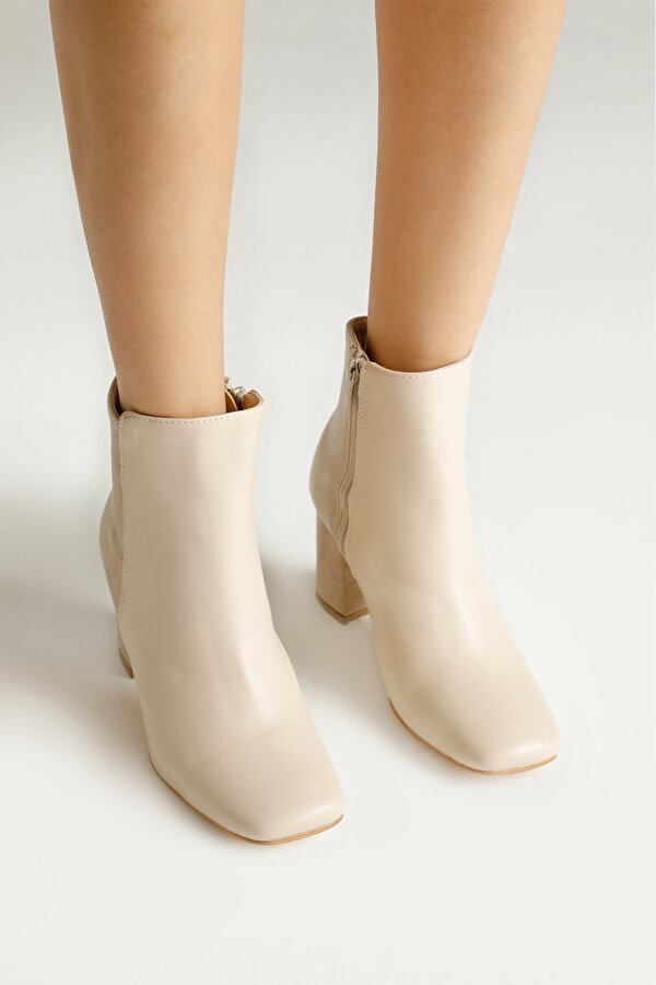 ARUN 2PR Bej Kadın Topuklu Bot