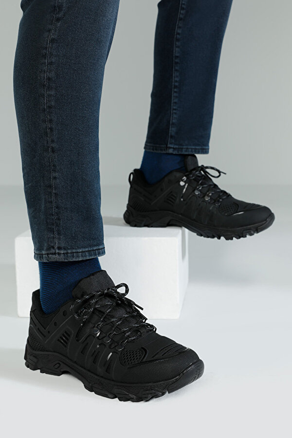 356855.M2PR BLACK Man 501