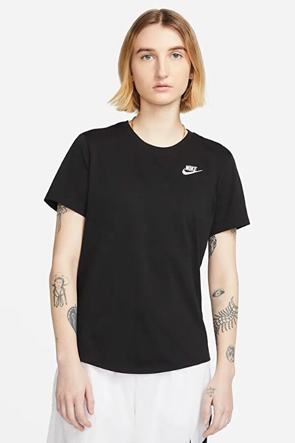 W NSW TEE CLUB Siyah Kadın Kısa Kol T-Shirt