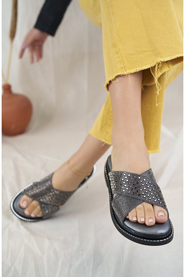 Sharone Anatomik Ortopedik Rahat Taşlı Günlük Kadın Terlik