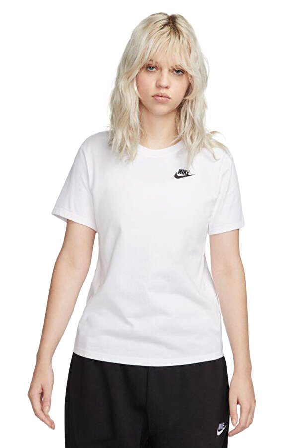 W NSW TEE CLUB Beyaz Kadın Kısa Kol T-Shirt