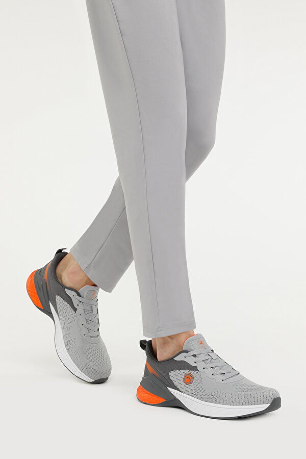 TARO 3FX L GREY Man Running
