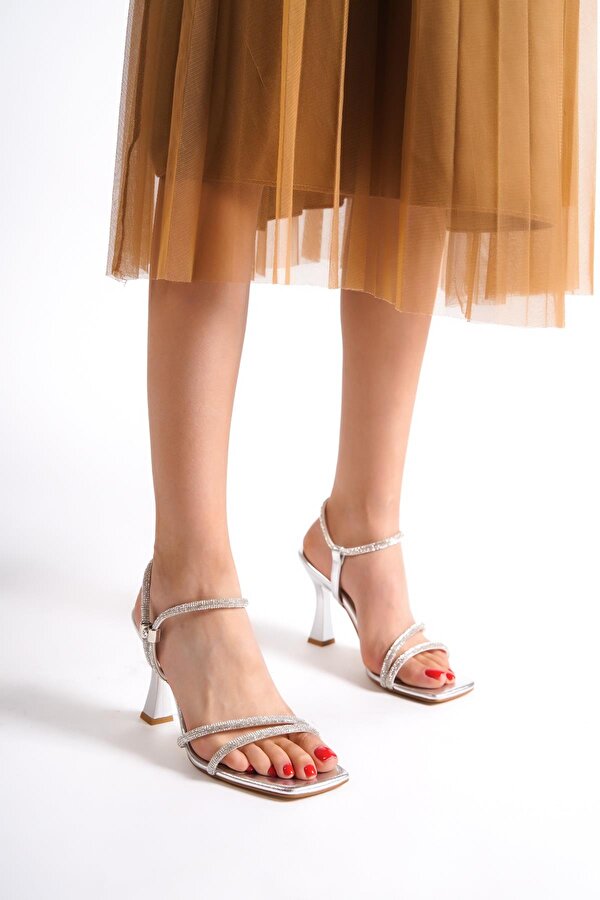 Midney Gümüş Taşlı Topuklu Abiye Ayakkabı