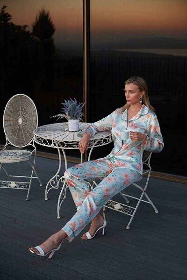 Çiçek Desenli Düğmeli Pijama Takımı Mint