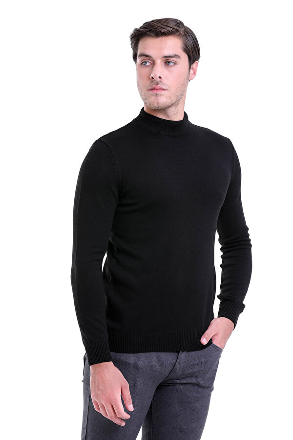 Siyah Regular Fit Düz Yarım Balıkçı Yaka Triko Kazak