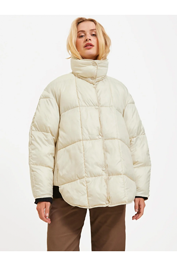 Kapüşonlu Kırık Beyaz Kadın Mont 12237579