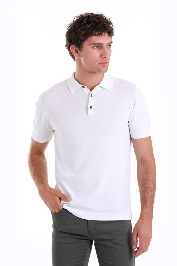Beyaz Regular Fit Düz Rayon Polo Yaka Triko Tişört