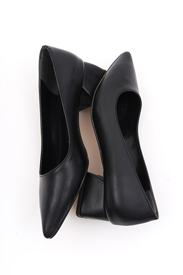 Spark Siyah Sivri Burun Kısa Topuklu (4cm) Günlük Ayakkabı