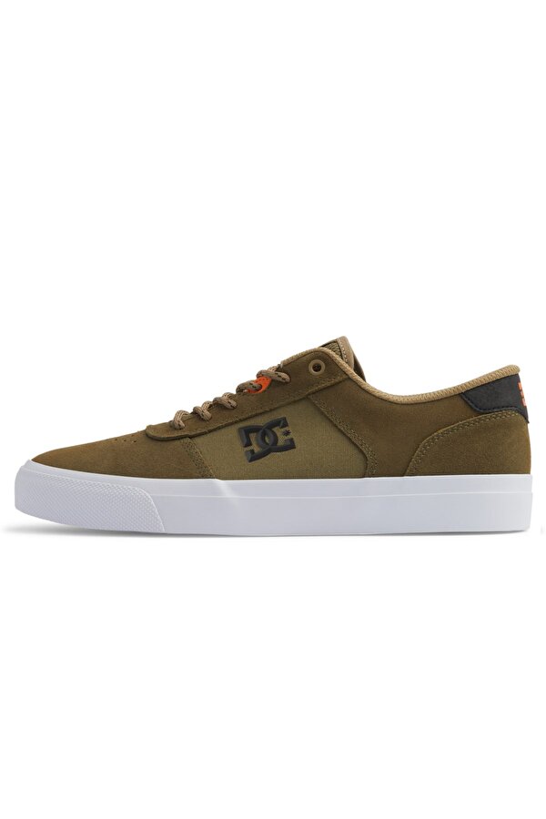 Dc shoes switch outlet plus