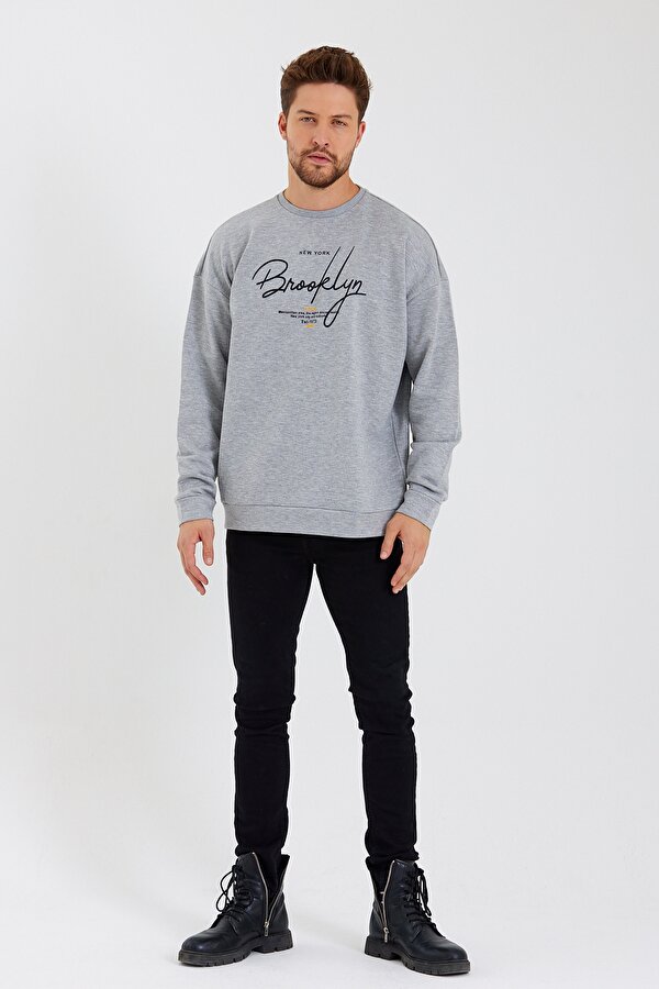 Erkek Bisiklet Yaka Oversize Fit  El Yazılı Brooklyn İnce Sweatshirt SPR23SW331