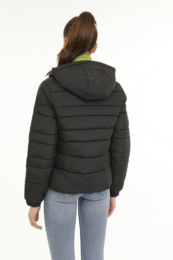 https://floimages.mncdn.com/media/catalog/product/23-12/26/101398929_m2.JPG