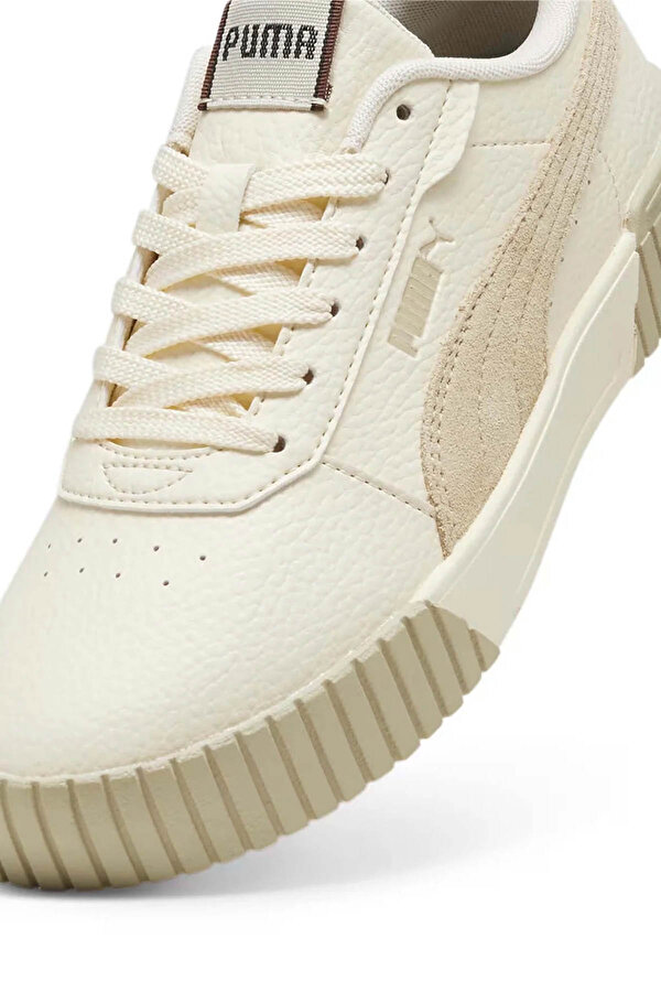 Carina 2.0 I Am The Drama BEIGE Woman 001