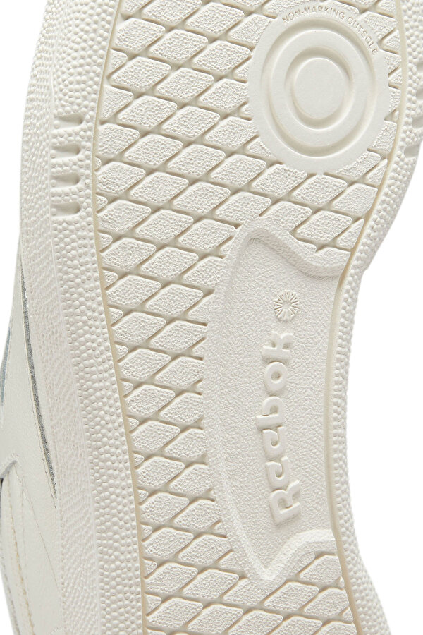 Shoes Reebok Club C 85 Бежевый