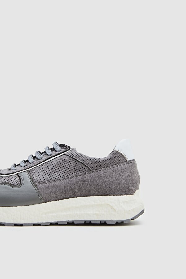 Gri Bağcıklı Spor Ayakkabi