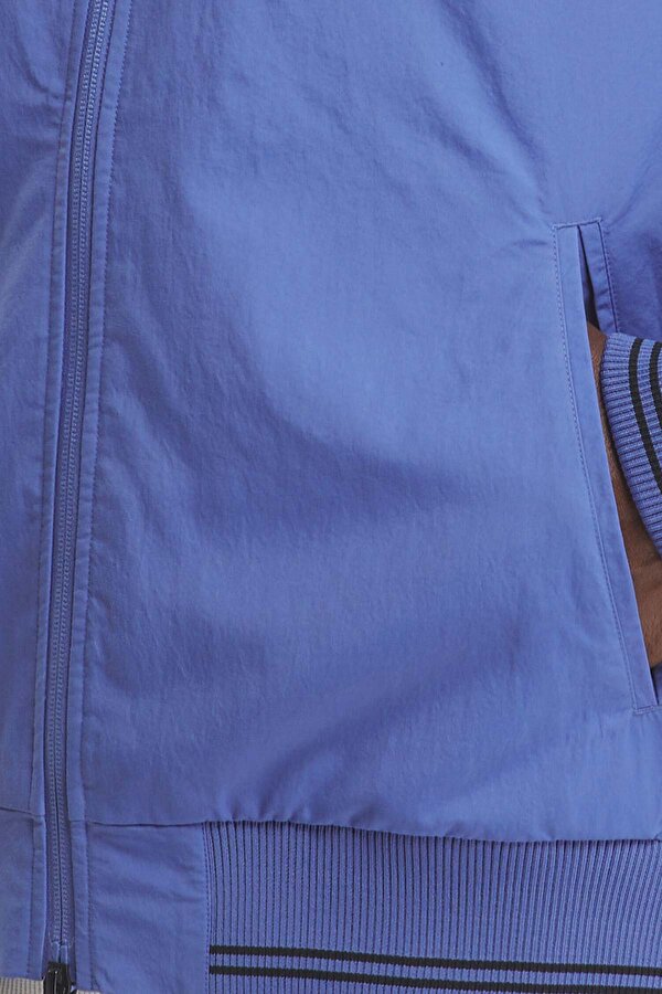 Clothing Reebok Atr Hoopwear Jacket Голубой 006