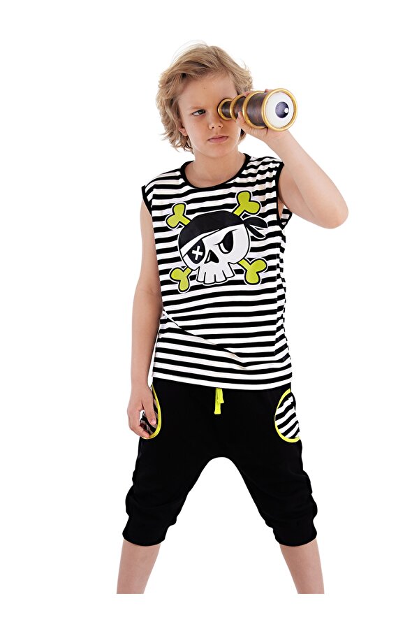 Kuru Kafa Erkek Çocuk T-shirt Kapri Şort Takım