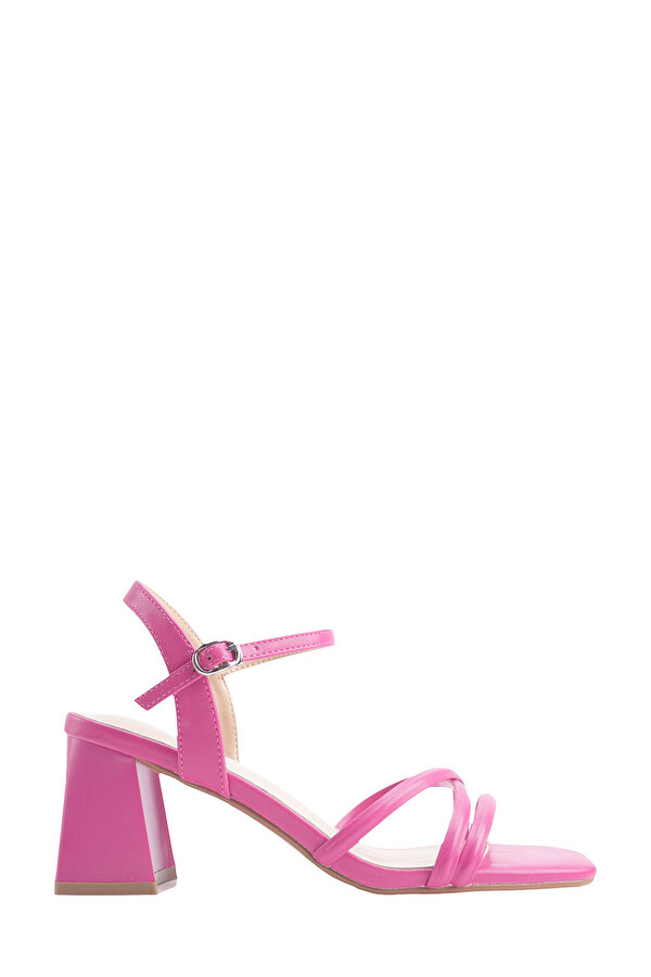Butigo Int1224Y152 4Fx Фуксия Женщина Босоножки