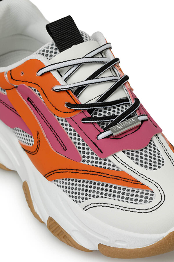 24S-161 WHITE Woman 423