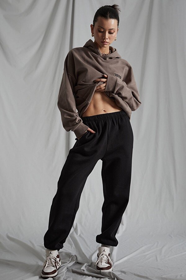 Kadın Siyah Beli Lastikli Oversize Eşofman Altı MG1235