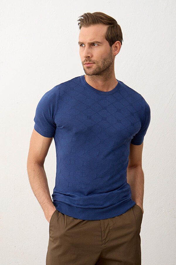 Erkek Kare Desenli Slim-Fit Yazlık Triko T-shirt İndigo