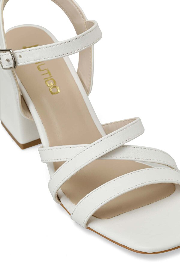 BELLA 4FX Beyaz Kadın Topuklu Sandalet