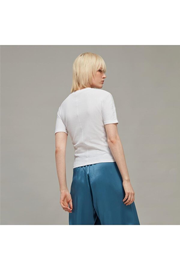 FITTED SS TEE Kadın T-shirt HY1403