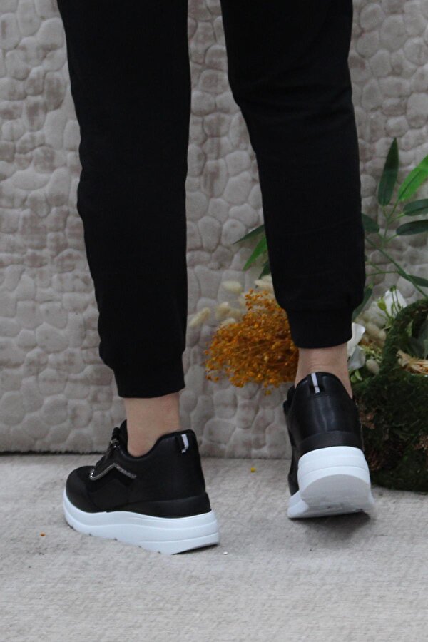 Flet 207 Siyah Beyaz Fermuarlı Bağçıklı Dolgu Taban Kadın Spor Ayakkabı