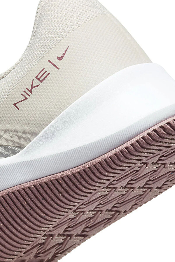 Nike W Nike Mc Trainer 2 Бежевый Женщина Обувь Для Бега