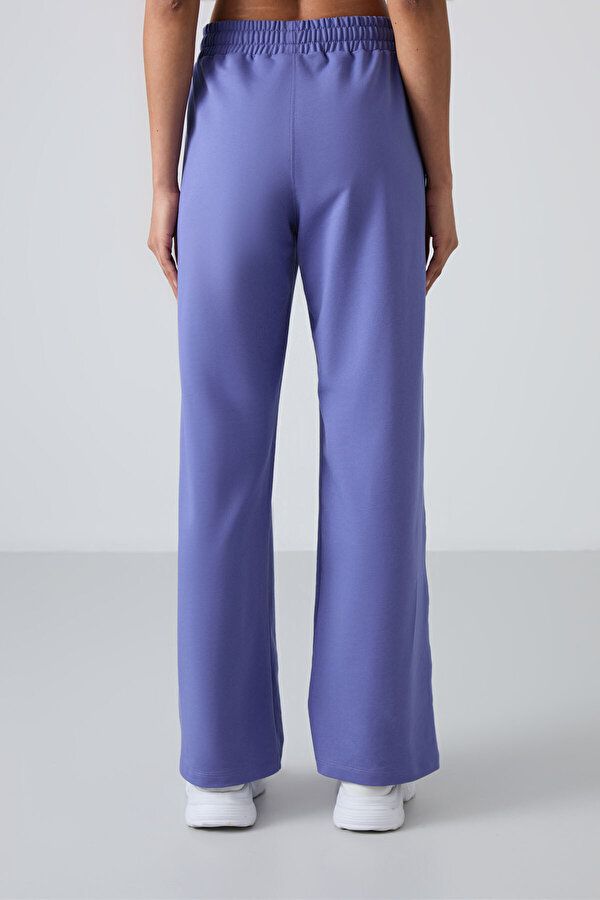https://floimages.mncdn.com/media/catalog/product/24-07/18/201284780-5-1721306580.jpg
