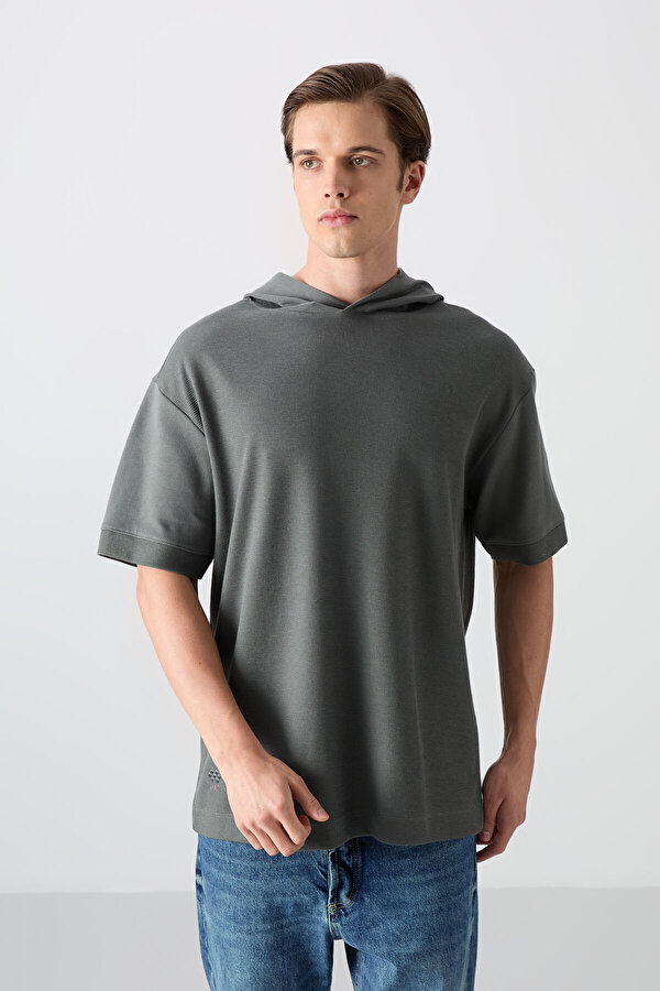 Haki Pamuklu Kalın Yüzeyi Dokulu Oversize Fit Basic Erkek T-Shirt - 88335