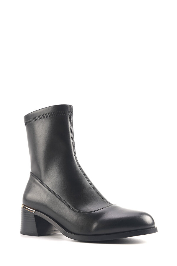 Nine West Kampanyalar ve En k Nine West Urunleri Flo