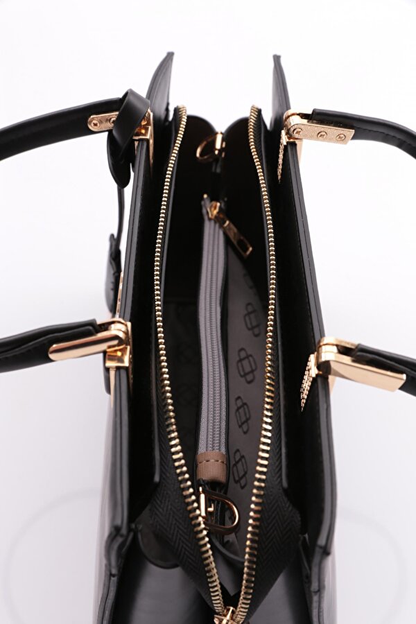 544 Kadin  Broşlu Çanta