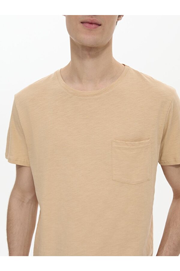 Cepli Kahve Rengi T-shırt