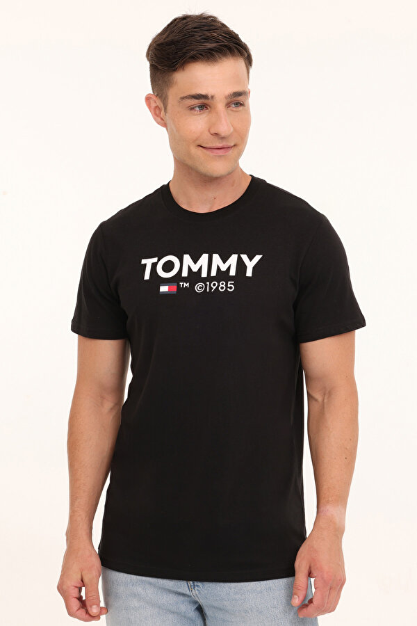 TJM SLIM ESSENTIAL TOMMY Siyah Erkek Kısa Kol T-Shirt