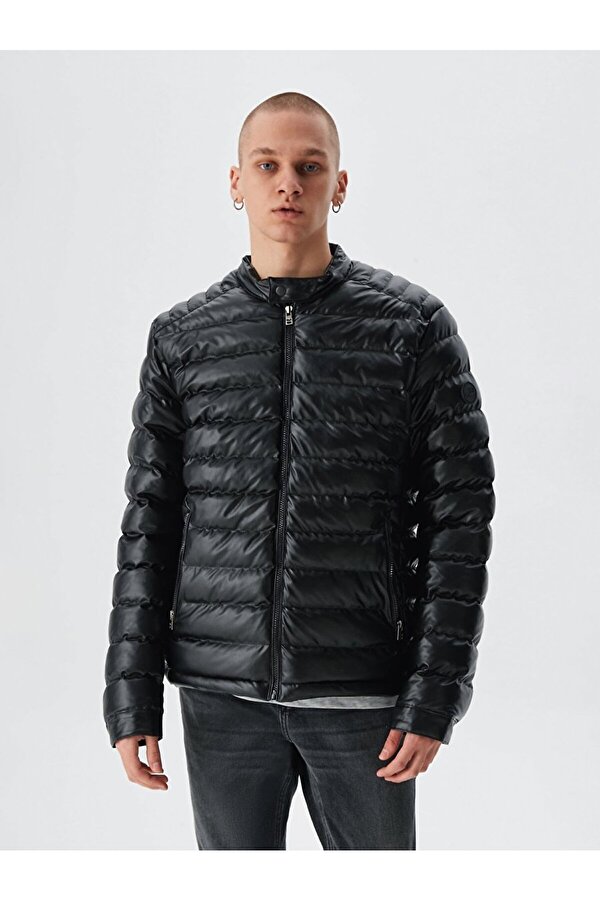 Şişme Parlak Kısa Siyah Mont