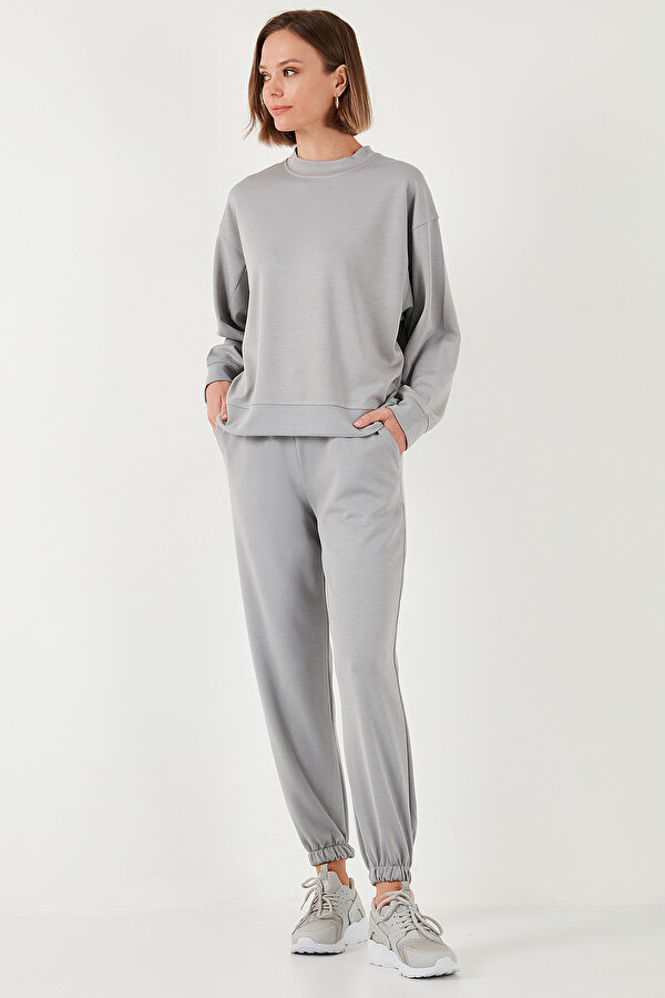 https://floimages.mncdn.com/media/catalog/product/24-08/29/201334036-1-1724920684.jpg