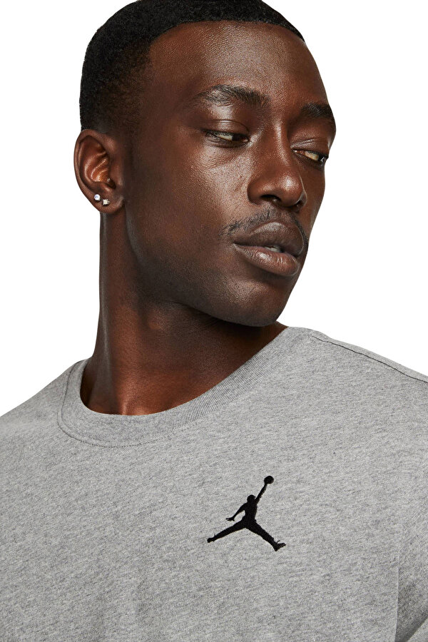 M J JUMPMAN EMB SS CREW GRAY Man 054