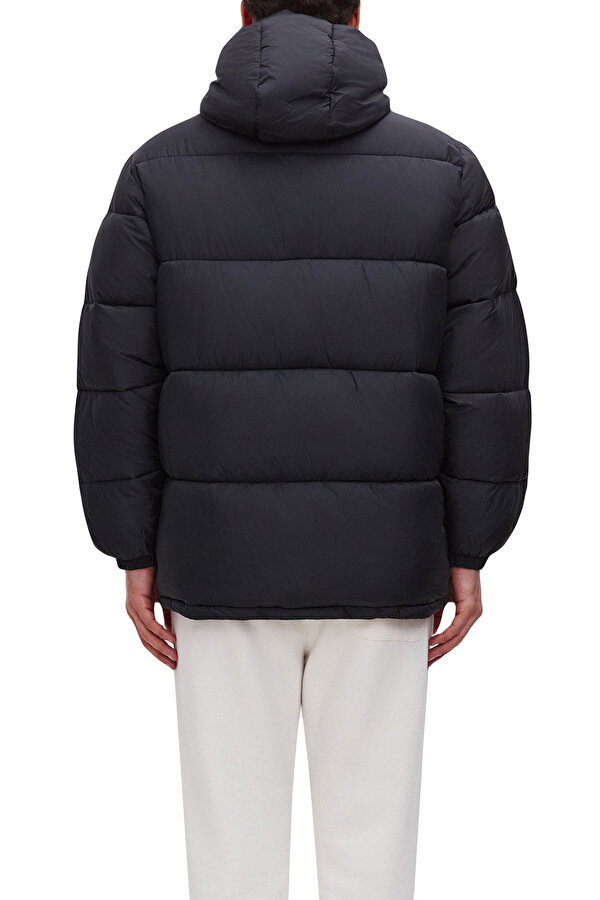 Reebok Men Woven Puffer Jacket Черный Мужчина Куртка