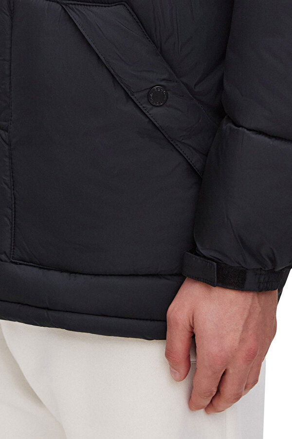 Reebok Men Woven Puffer Jacket Черный Мужчина Куртка