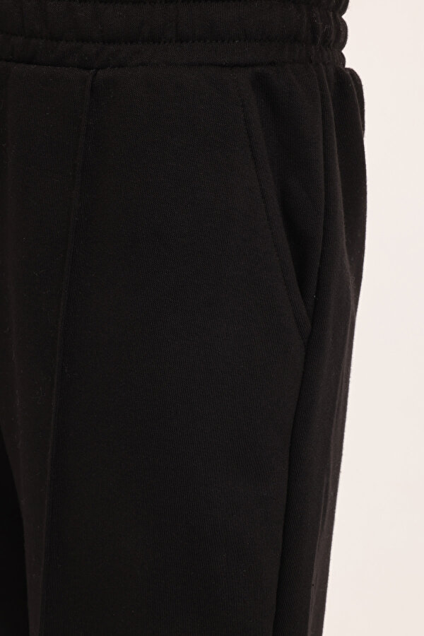 https://floimages.mncdn.com/media/catalog/product/24-09/03/101897779_m4-1725343985.JPG