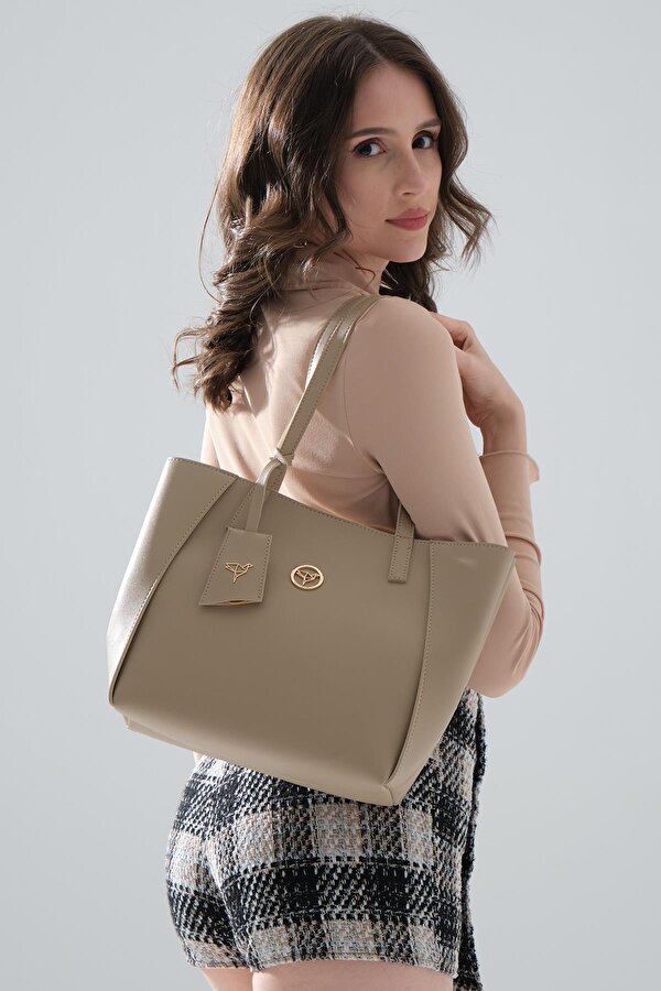 Sofia Mıknatıs Kapamalı Geniş Fermuar Bölmeli Orta Boy Kadın Omuz Kol Çantası Vizon