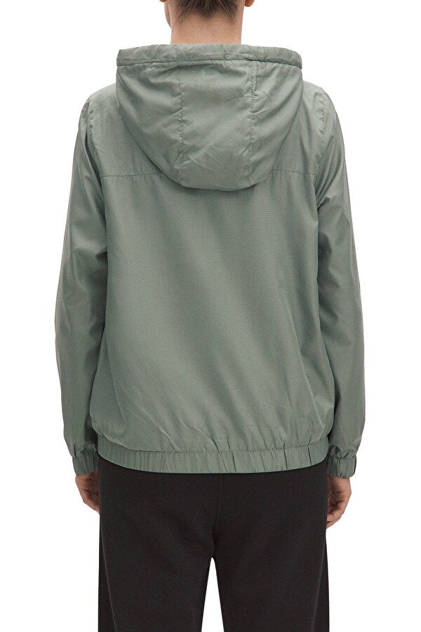 Clothing Reebok Q4D Windbreacker Polar Зеленый 024