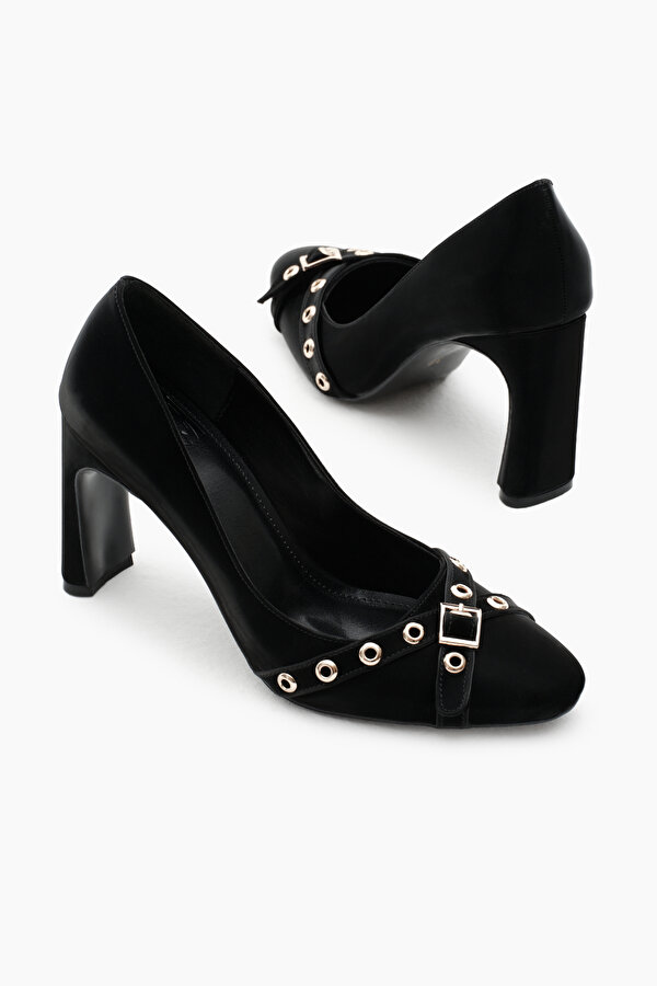 Kadın Siyah Neolit Taban Önü Şerit Tokalı Yüksek Topuklu Ayakkabı