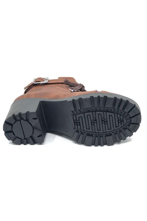 4031 Toka Detaylı Topuklu Kadın Bot