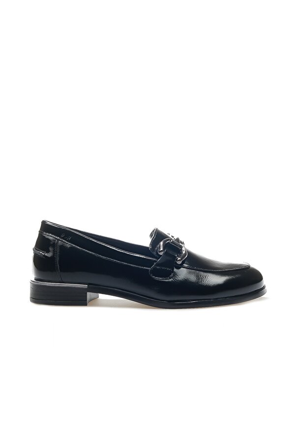Kadın Hakiki Deri Toka Detaylı Loafer Günlük Ayakkabı (36-40) 24k 2455201k Z Siyah Kırışık Rugan
