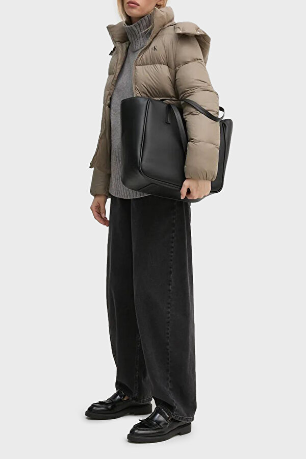 Bayan Mont J20J223571 PAV